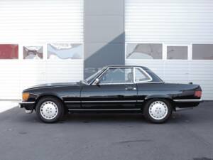 Image 23/23 of Mercedes-Benz 560 SL (1989)