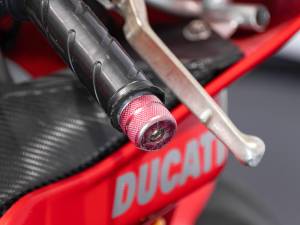 Afbeelding 30/43 van Ducati DUMMY (2000)