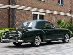 Image 11/33 of Bentley S1 DHC Park Ward (1956)