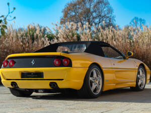 Bild 4/44 von Ferrari F 355 Spider (1998)