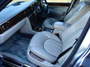 Image 32/50 of Rolls-Royce Silver Seraph (1998)