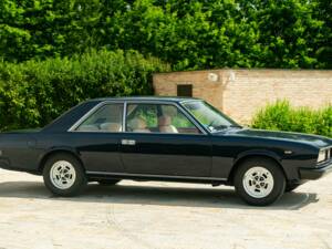 Image 2/49 of FIAT 130 Coupe (1973)