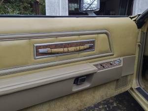 Immagine 14/34 di Lincoln Continental Mark IV (1974)