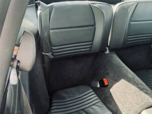 Image 23/39 of Porsche 911 Carrera 4S (2002)