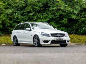 Bild 9/50 von Mercedes-Benz C 63 AMG T (2013)