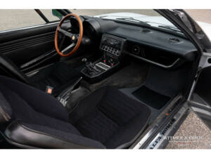 Image 15/34 de Alfa Romeo Montreal (1972)