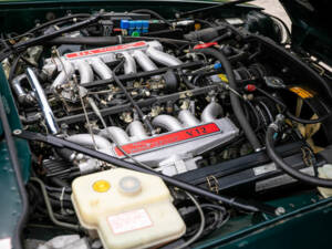 Image 11/45 de Jaguar XJRS 6.0 (1993)