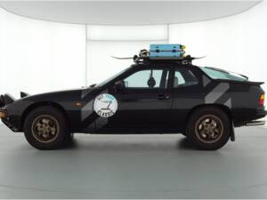 Image 18/44 of Porsche 924 S (1986)