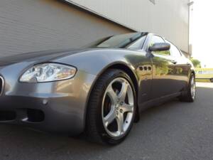 Image 23/99 of Maserati Quattroporte 4.2 (2007)