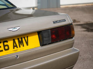 Bild 30/33 von Aston Martin Virage (1990)