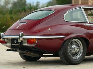 Imagen 33/50 de Jaguar E-Type V12 (2+2) (1972)