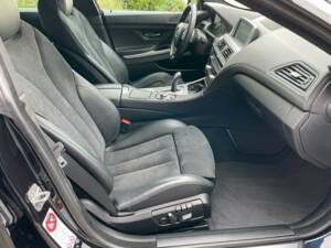 Image 14/19 of BMW 640d Gran Coupé (2012)