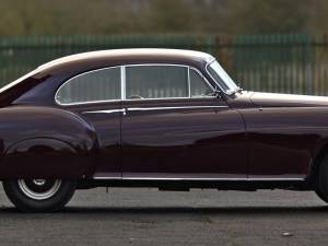 Image 5/38 of Bentley R-Type Continental (1955)