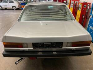 Image 15/19 of Lancia Gamma Coupe 2500 (1978)
