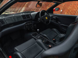 Image 14/35 de Ferrari F 355 GTS (1996)