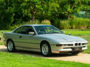 Image 9/50 of BMW 850i (1990)