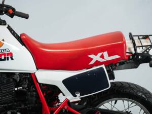 Bild 20/50 von Honda DUMMY (1985)