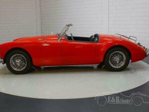 Image 4/19 of MG MGA 1600 (1962)