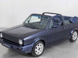 Imagen 12/50 de Volkswagen Golf Mk I Convertible 1.8 (1992)