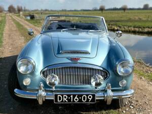 Image 26/28 de Austin-Healey 3000 Mk III (BJ8) (1965)