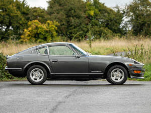 Image 6/29 of Datsun 240 Z (1972)