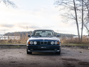 Afbeelding 3/13 van BMW M5 (1992)