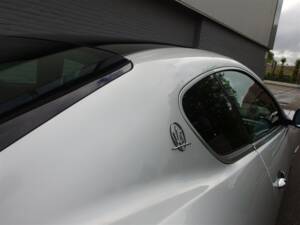 Bild 25/98 von Maserati GranTurismo 4.2 (2009)