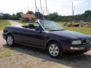 Image 7/43 de Audi Cabriolet 2.6 (2000)