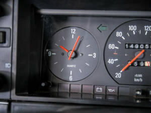 Image 20/50 of Volvo 240 (1983)