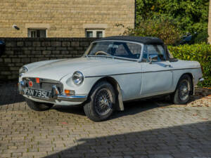 Immagine 7/50 di MG MGB (1972)