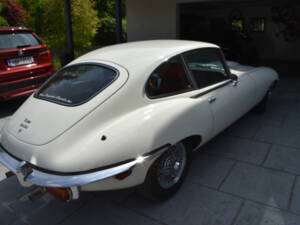 Afbeelding 4/13 van Jaguar E-Type (2+2) (1970)