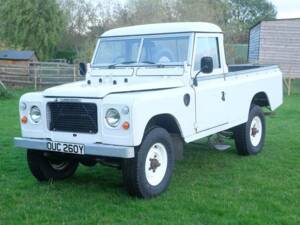 Image 10/50 of Land Rover 109 (1983)