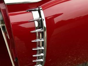 Immagine 35/50 di Cadillac 62 Coupe DeVille (1956)