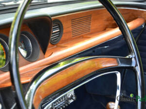 Image 27/50 of BMW 2000 CS (1970)