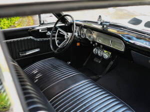 Image 42/70 of Ford Fairlane 500 (1963)