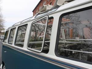 Image 6/26 of Volkswagen T1 Samba (1966)