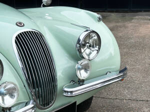 Image 16/24 of Jaguar XK 120 DHC (1953)