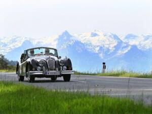 Image 7/7 de Jaguar XK 140 DHC (1956)