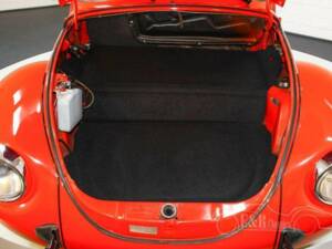 Image 17/19 of Volkswagen Escarabajo 1303 (1977)