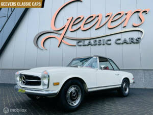 Image 2/20 de Mercedes-Benz 280 SL (1970)