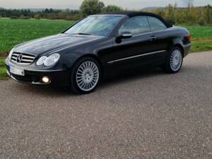 Bild 23/29 von Mercedes-Benz CLK 200 K (2006)