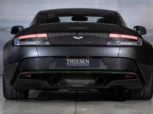 Immagine 9/41 di Aston Martin Vantage GT8 (2017)