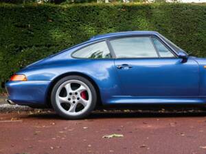 Imagen 9/41 de Porsche 911 Carrera S (1997)