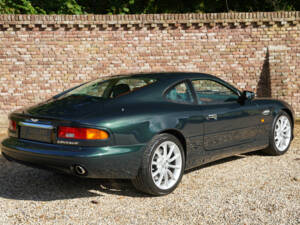 Imagen 2/50 de Aston Martin DB 7 Vantage (2001)