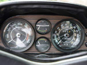 Image 35/50 of Volvo 1800 E (1972)