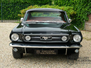 Immagine 7/50 di Ford Mustang 289 (1966)