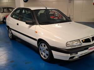 Image 22/49 of Lancia DELTA HPE 2.0 16V TURBO 3 (1997)