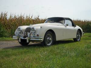 Immagine 6/58 di Jaguar XK 150 3.4 S OTS (1958)