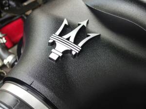 Afbeelding 92/100 van Maserati GranTurismo S (2010)