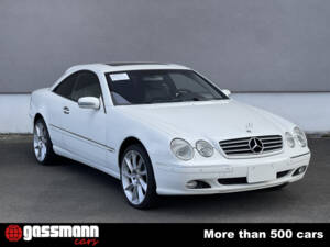 Immagine 3/15 di Mercedes-Benz CL 600 (2002)